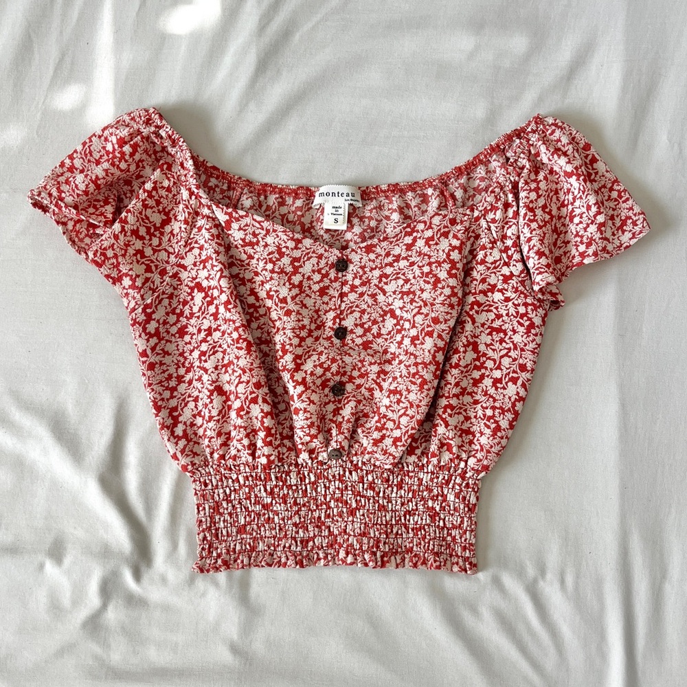 Red & White Floral Cropped Blouse